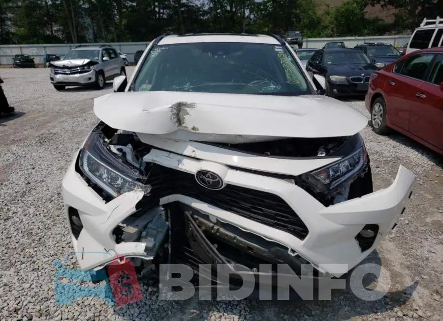 2T3A1RFV8LW105829 Photo# 5