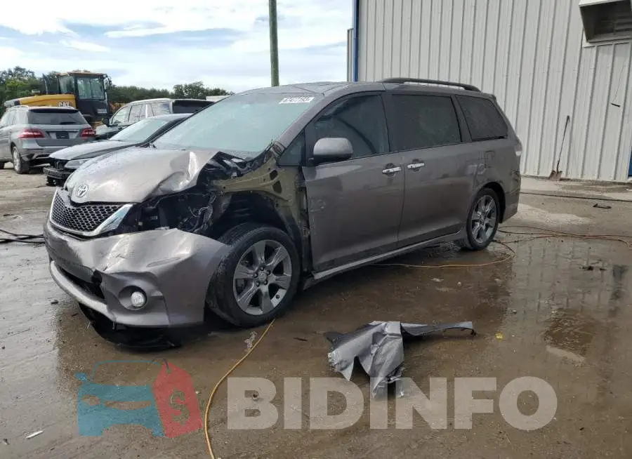 5TDXK3DC4FS684930 Photo# 1