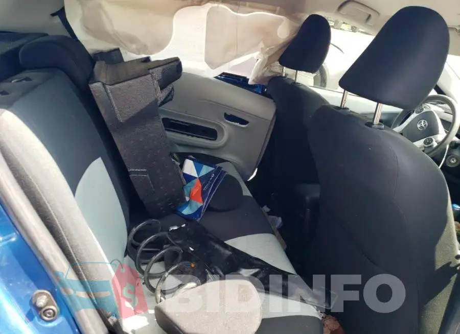 JTDKDTB35E1573337 Photo# 10