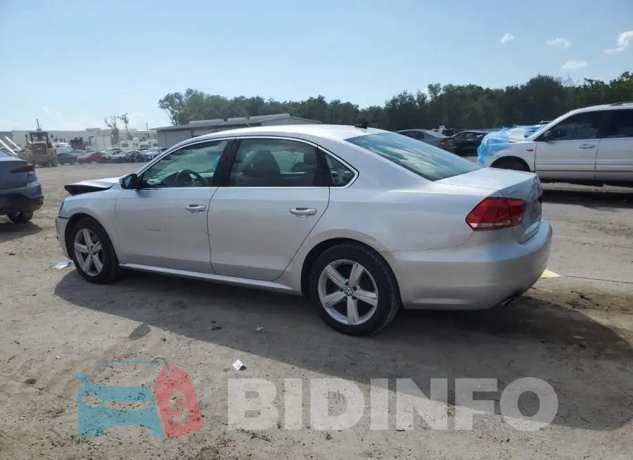 1VWBS7A37EC032922 Photo# 2