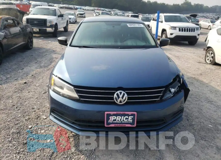 3VW167AJ1GM381753 Photo# 5