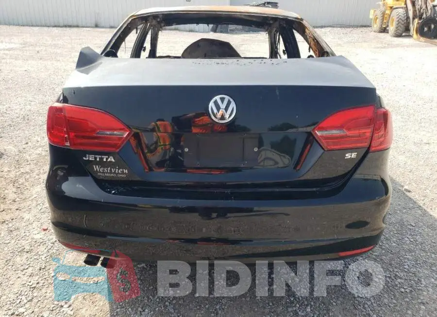 3VWB17AJ6EM273287 Photo# 6
