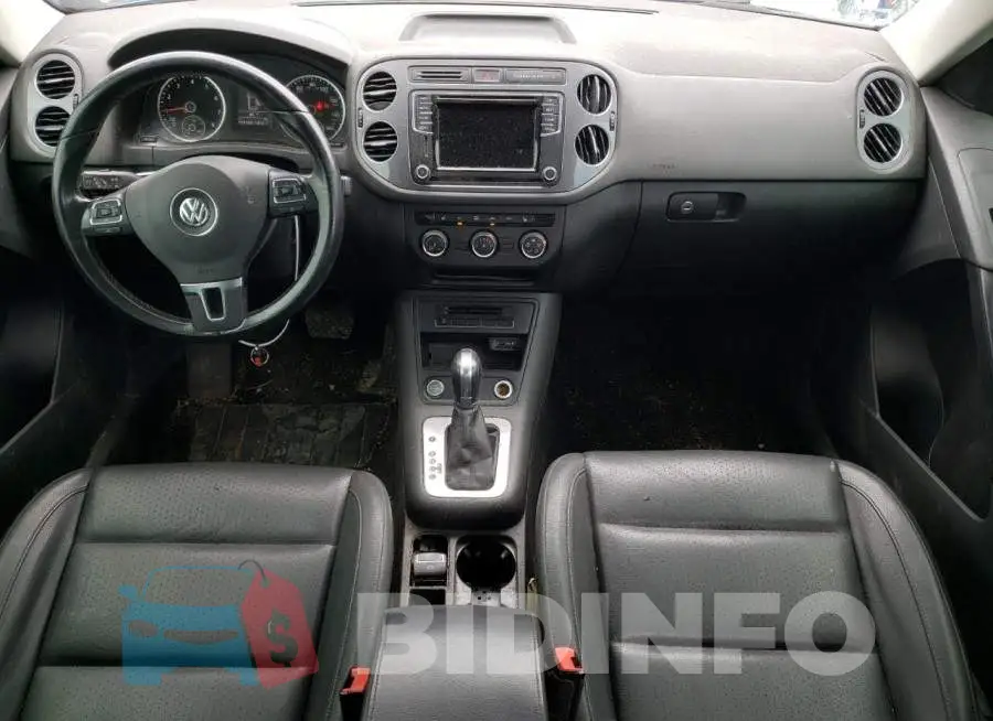 WVGAV7AX3HW510941 Photo# 8