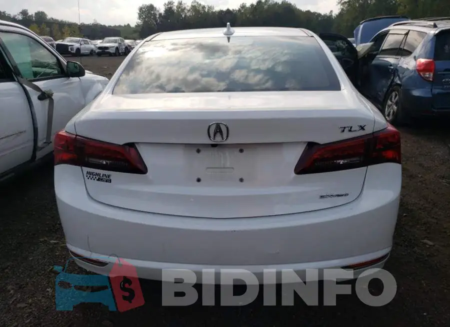19UUB3F54GA004574 Photo# 6