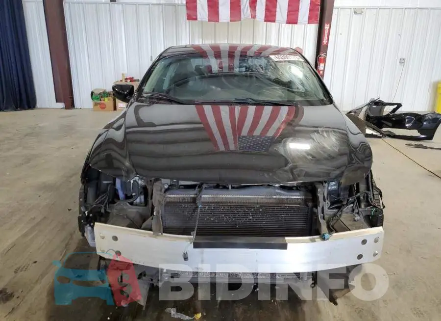 19VDE1F77EE005717 Photo# 5