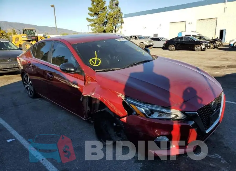 1N4BL4CV4KN312848 Photo# 4