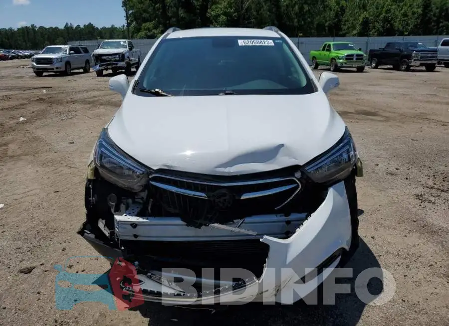 KL4CJASB1HB141586 Photo# 5