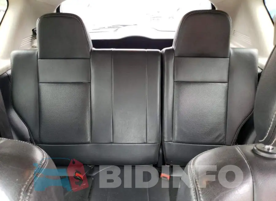 1C4NJDEB8GD764427 Photo# 10