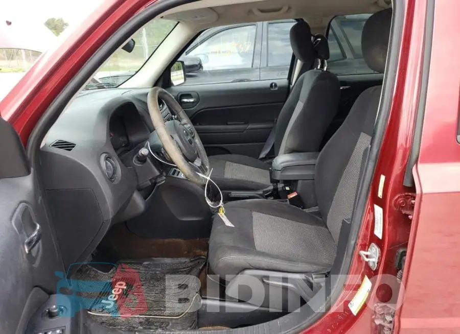 1C4NJPFB2ED853763 Photo# 7