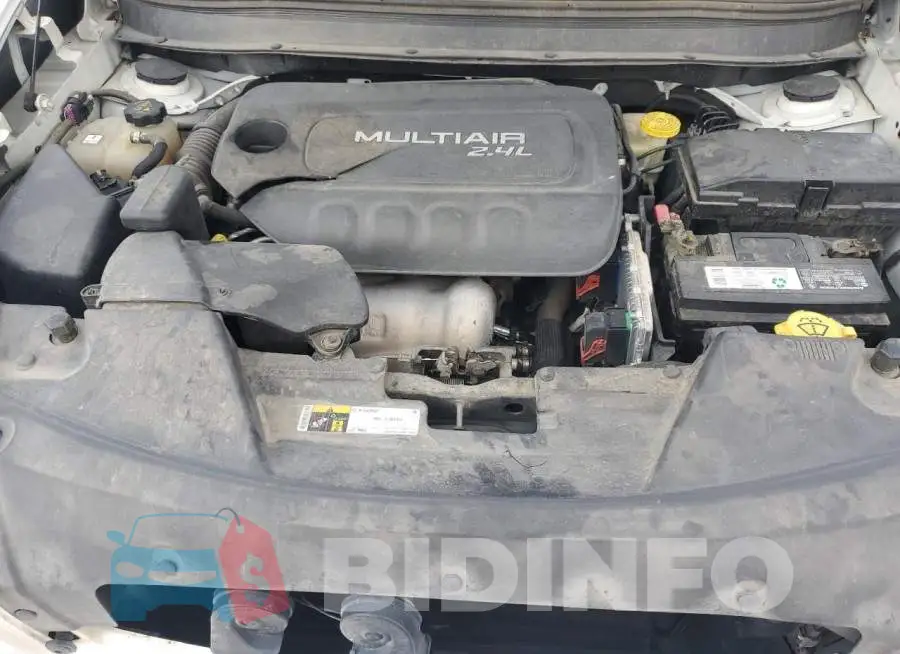 1C4PJLCB3FW683408 Photo# 11