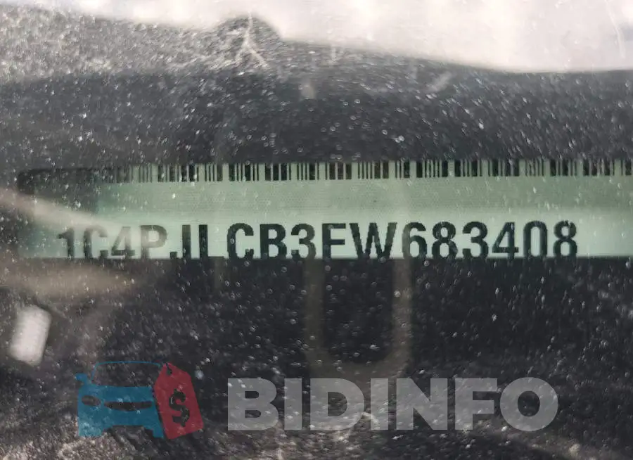 1C4PJLCB3FW683408 Photo# 12