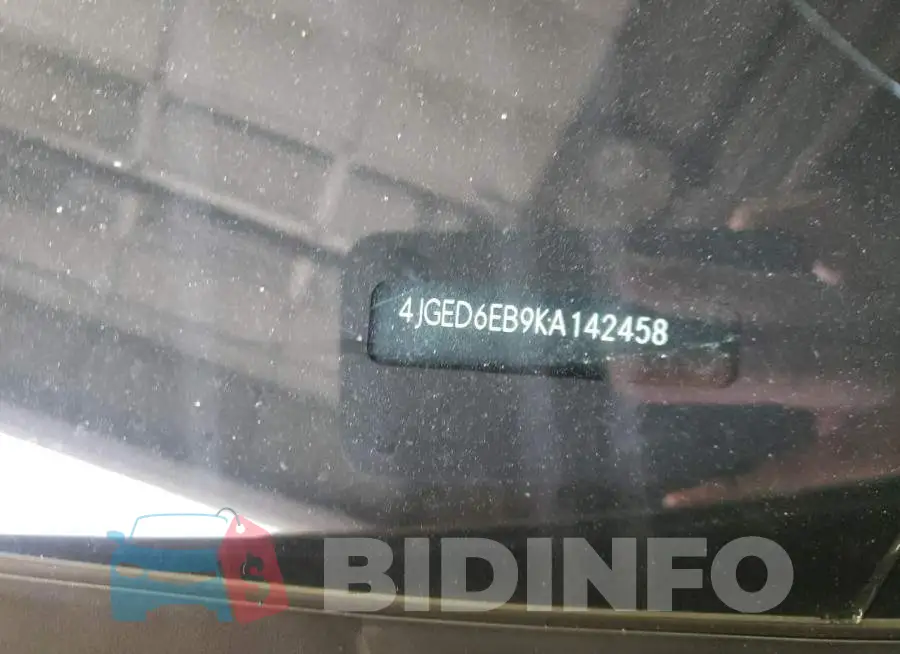 4JGED6EB9KA142458 Photo# 14