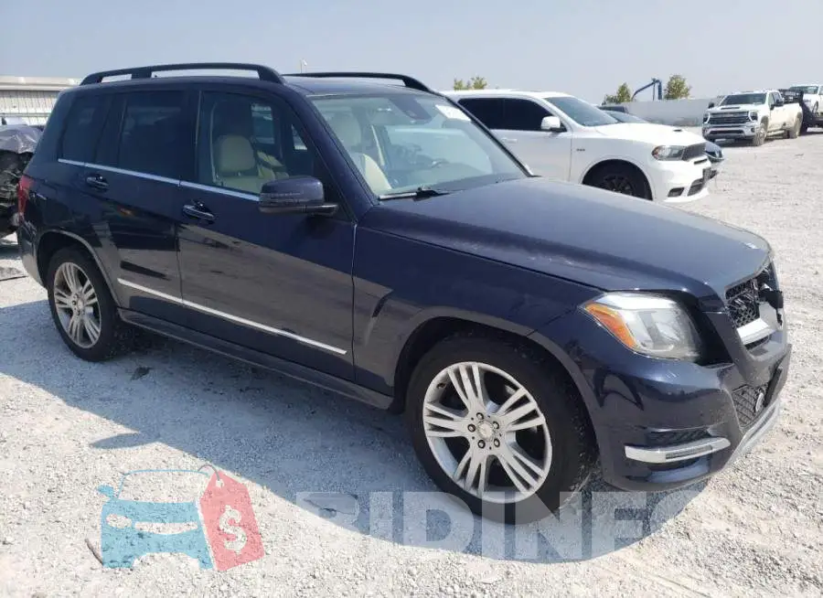 WDCGG8JB2FG437128 Photo# 4