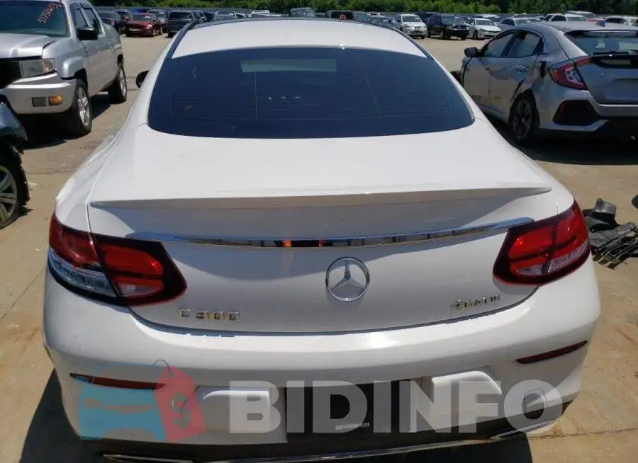 WDDWJ8EB6KF854030 Photo# 6