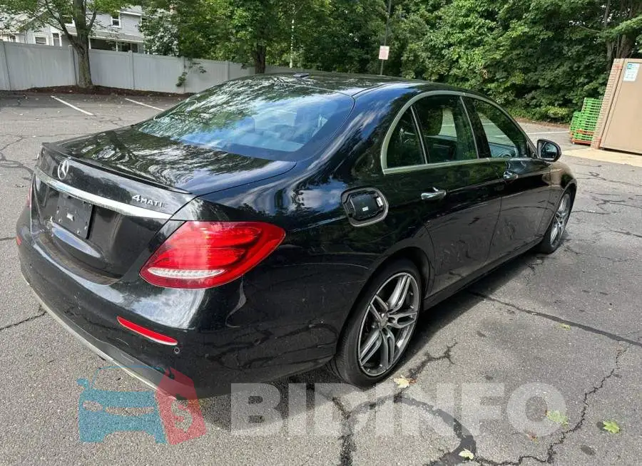 WDDZF4KB4HA223522 Photo# 3