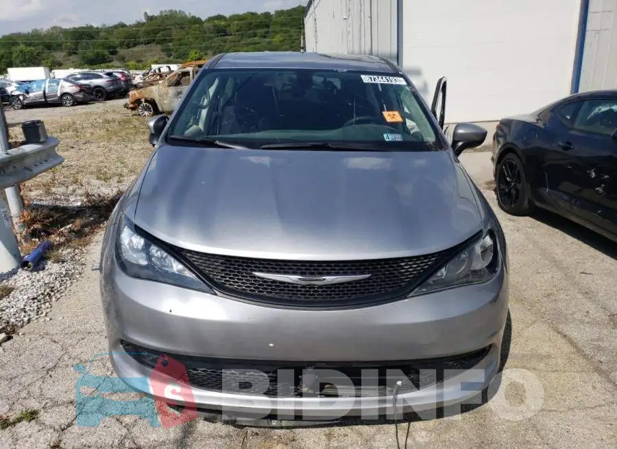 2C4RC1CG3MR580272 Photo# 5