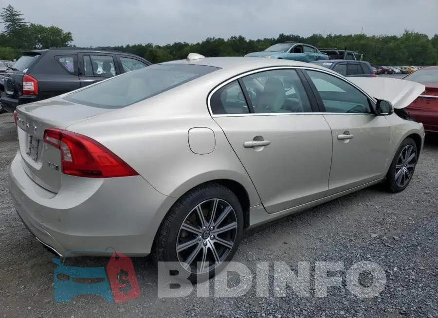 LYV402TM6HB149698 Photo# 3