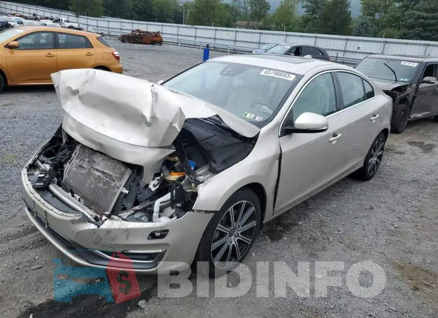 LYV402TM6HB149698 Photo# 1