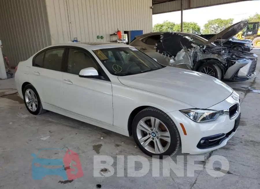 WBA8E3G55GNT79644 Photo# 4