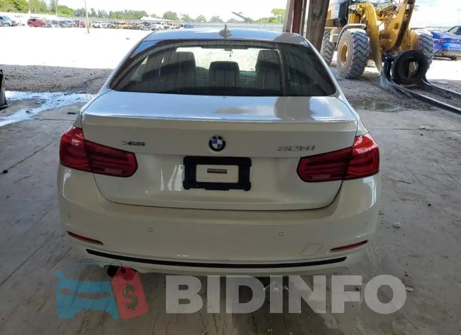 WBA8E3G55GNT79644 Photo# 6