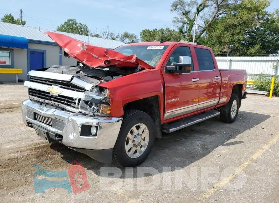 1GC1KWE82FF563413 Photo# 1