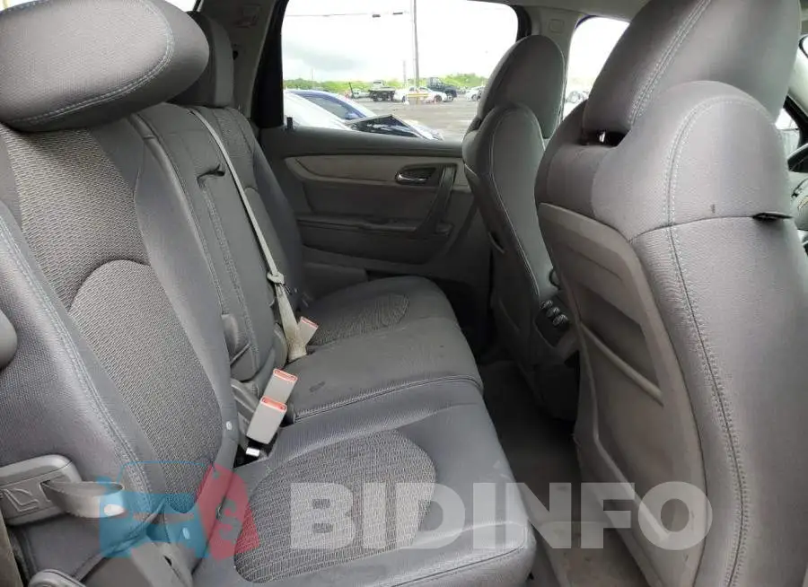 1GNKRFEDXHJ319836 Photo# 11