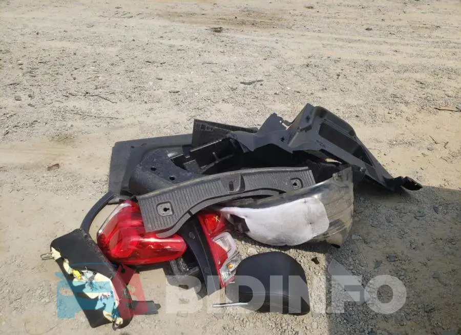 3GNCJLSB2LL261252 Photo# 13