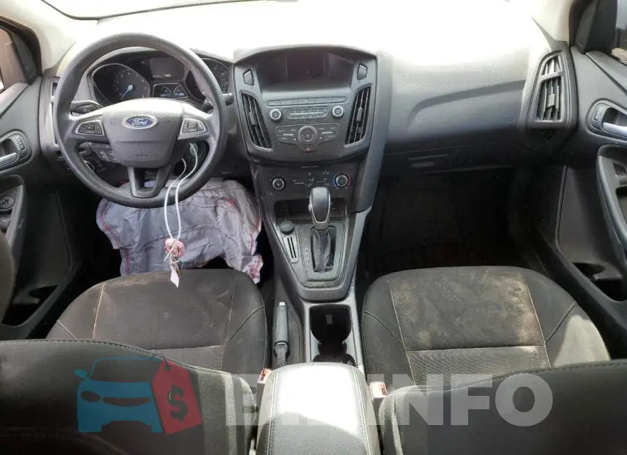1FADP3F20JL251341 Photo# 8