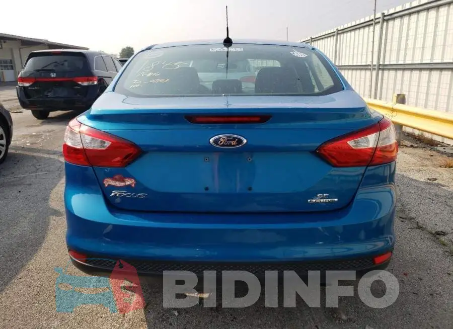 1FADP3F22EL137511 Photo# 6
