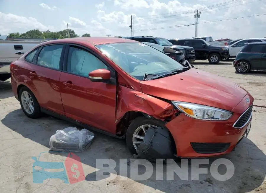1FADP3F26JL299524 Photo# 4