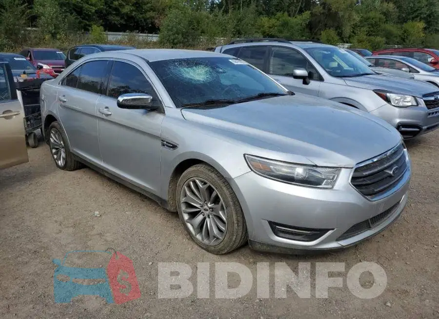 1FAHP2F90GG117083 Photo# 4