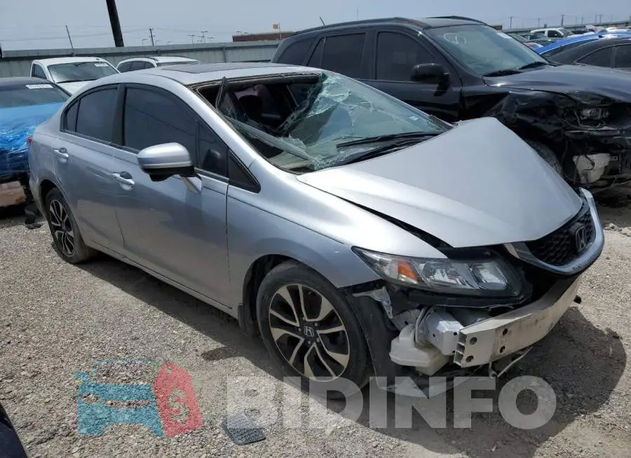 19XFB2F83FE009966 Photo# 2