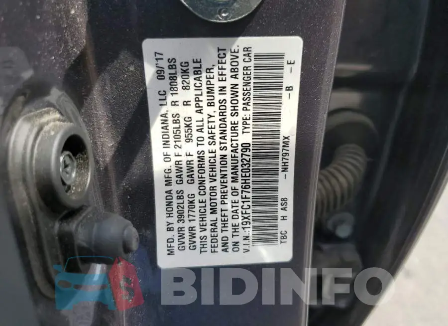 19XFC1F76HE032790 Photo# 13