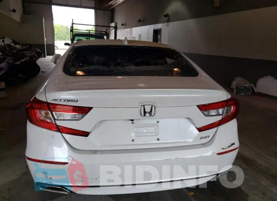 1HGCV2F50JA010151 Photo# 6