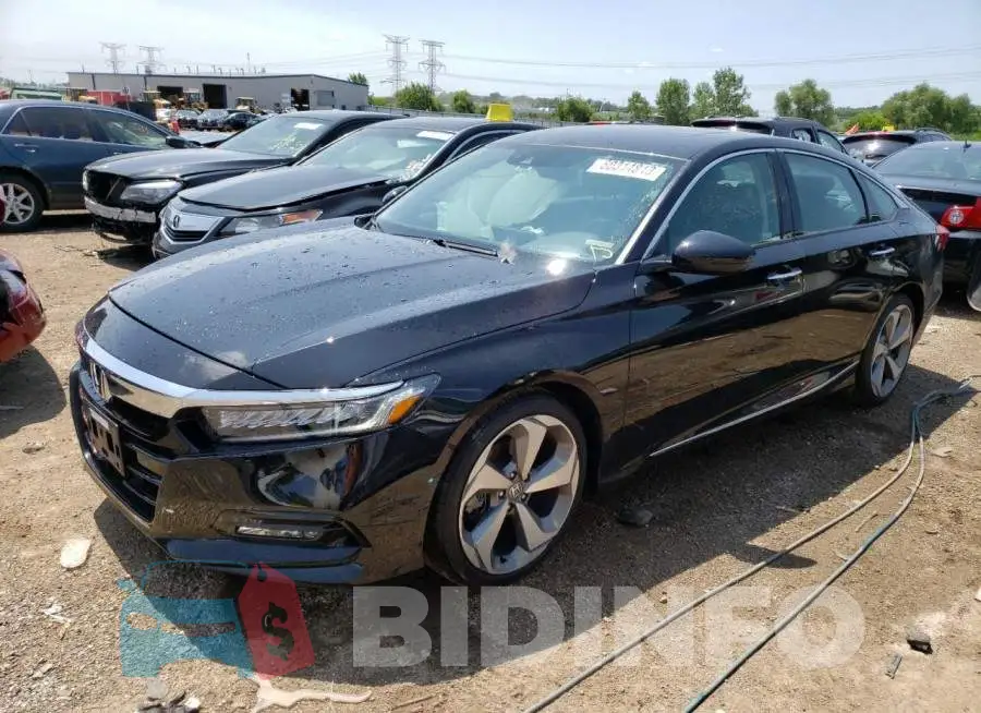 1HGCV2F95JA001853 Photo# 1