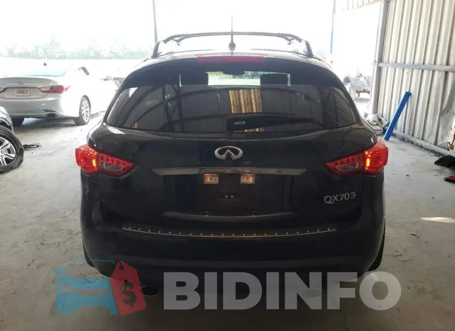 JN8CS1MWXHM412463 Photo# 6