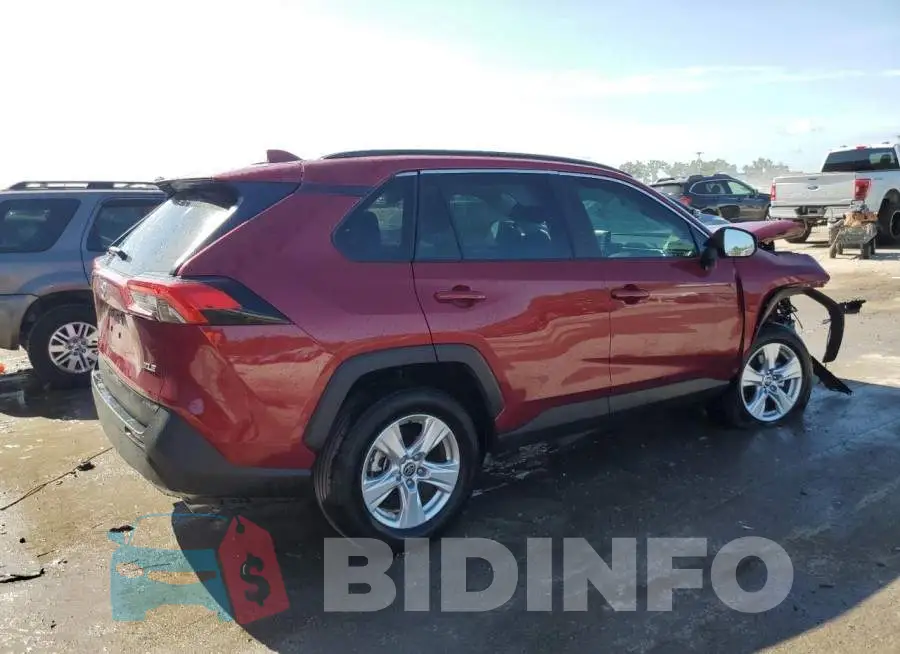 2T3W1RFV4MW174671 Photo# 3