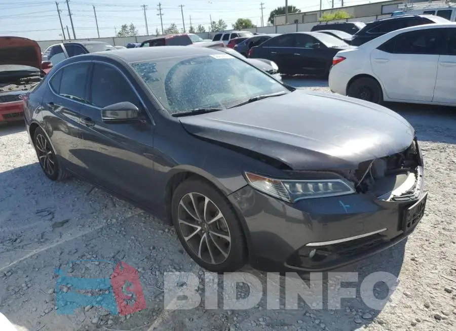 19UUB2F77FA002683 Photo# 4