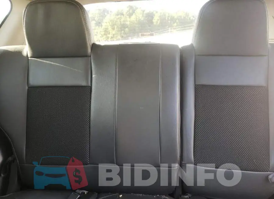 1C4NJDEB5ED626261 Photo# 10