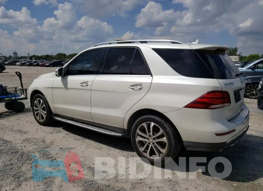 4JGDA5JB2GA745375 Photo# 2