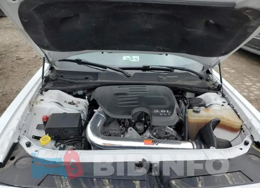 2C3CDZAG7KH687689 Photo# 11