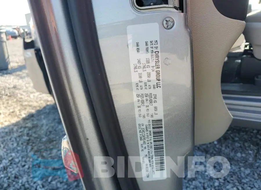 2C4RC1CGXFR514031 Photo# 13