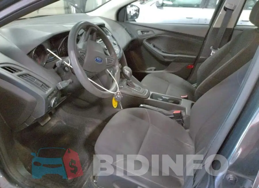 1FADP3E22GL395533 Photo# 7