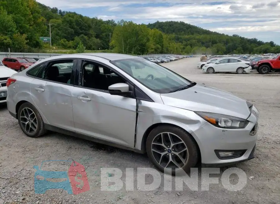 1FADP3FE9HL289848 Photo# 4