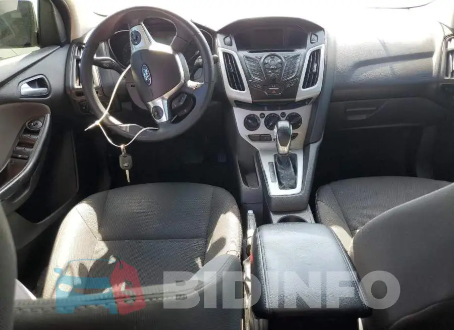 1FADP3K29EL162413 Photo# 8