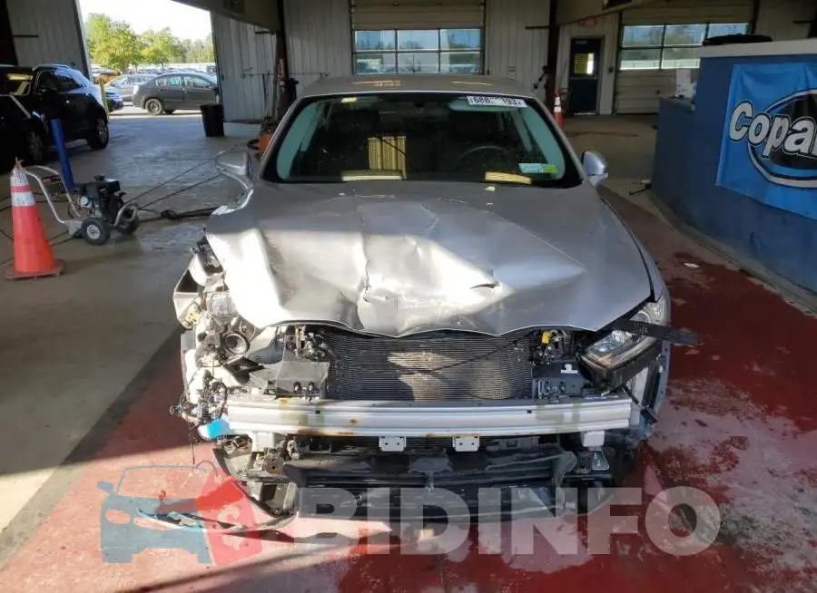 3FA6P0HD9GR276982 Photo# 5