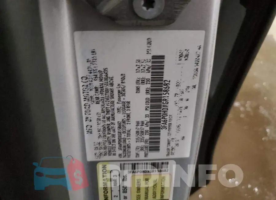 3FA6P0HDXGR158682 Photo# 12