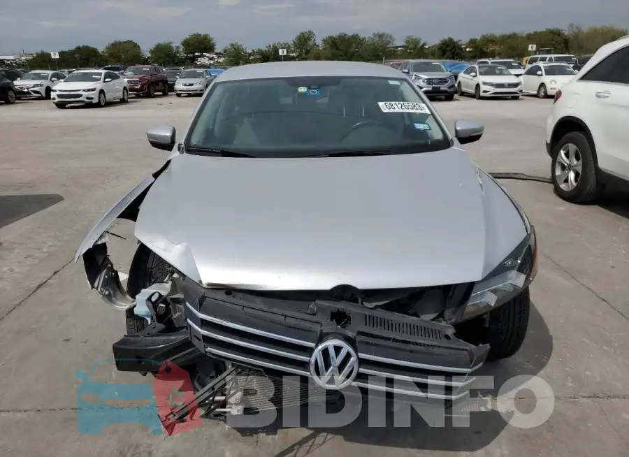 1VWAS7A37FC012845 Photo# 5