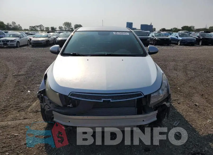 1G1PE5SB8F7232415 Photo# 5