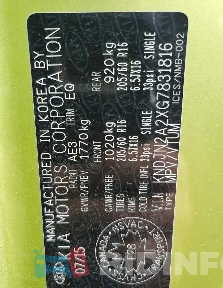 KNDJN2A2XG7831816 Photo# 13